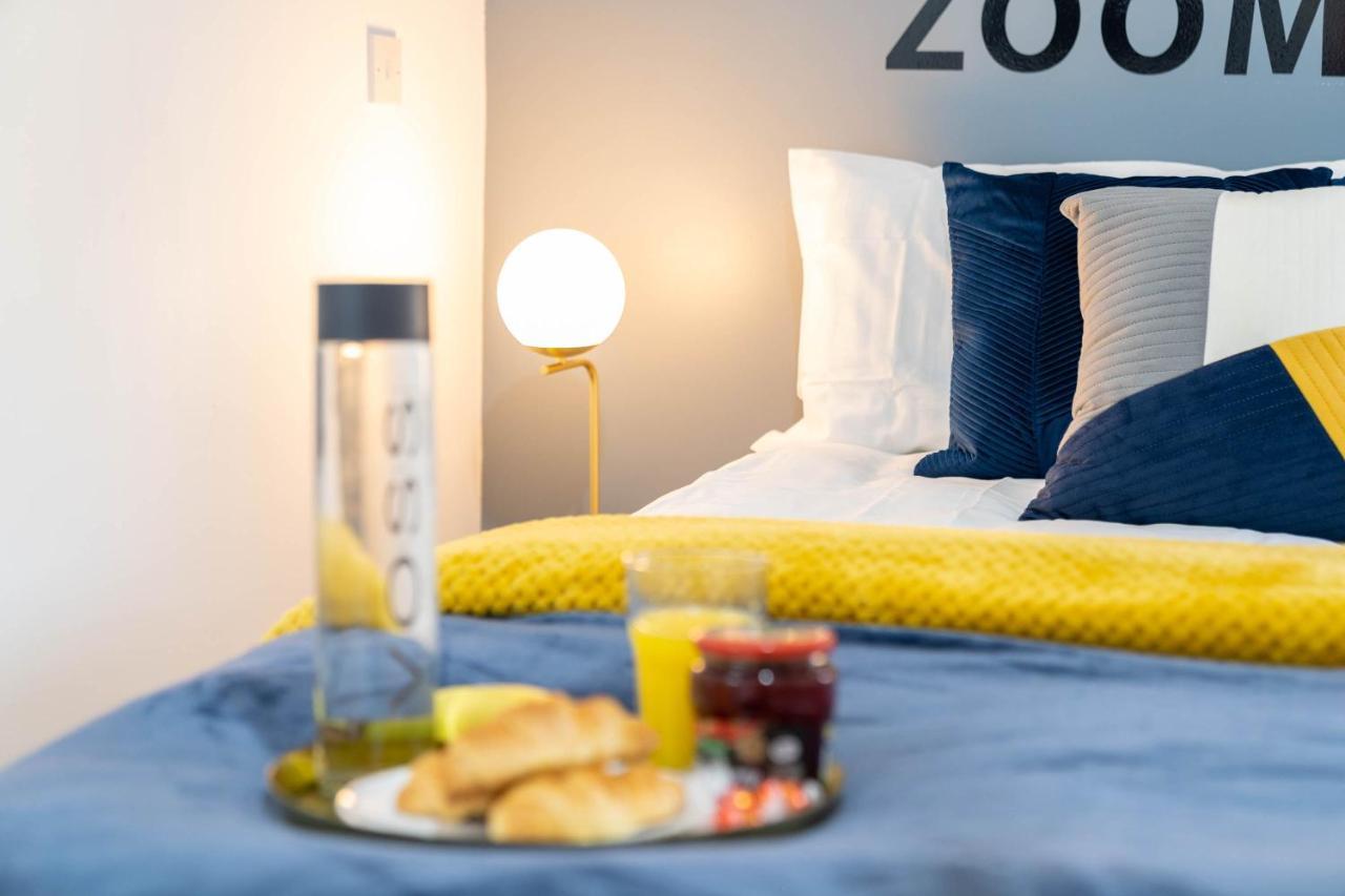 Trendy Studio In Vibrant West Midlands Apartment Бирмингам Екстериор снимка